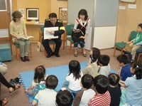 第4回おはなし会 チムとルーシーとかいぞく.jpg